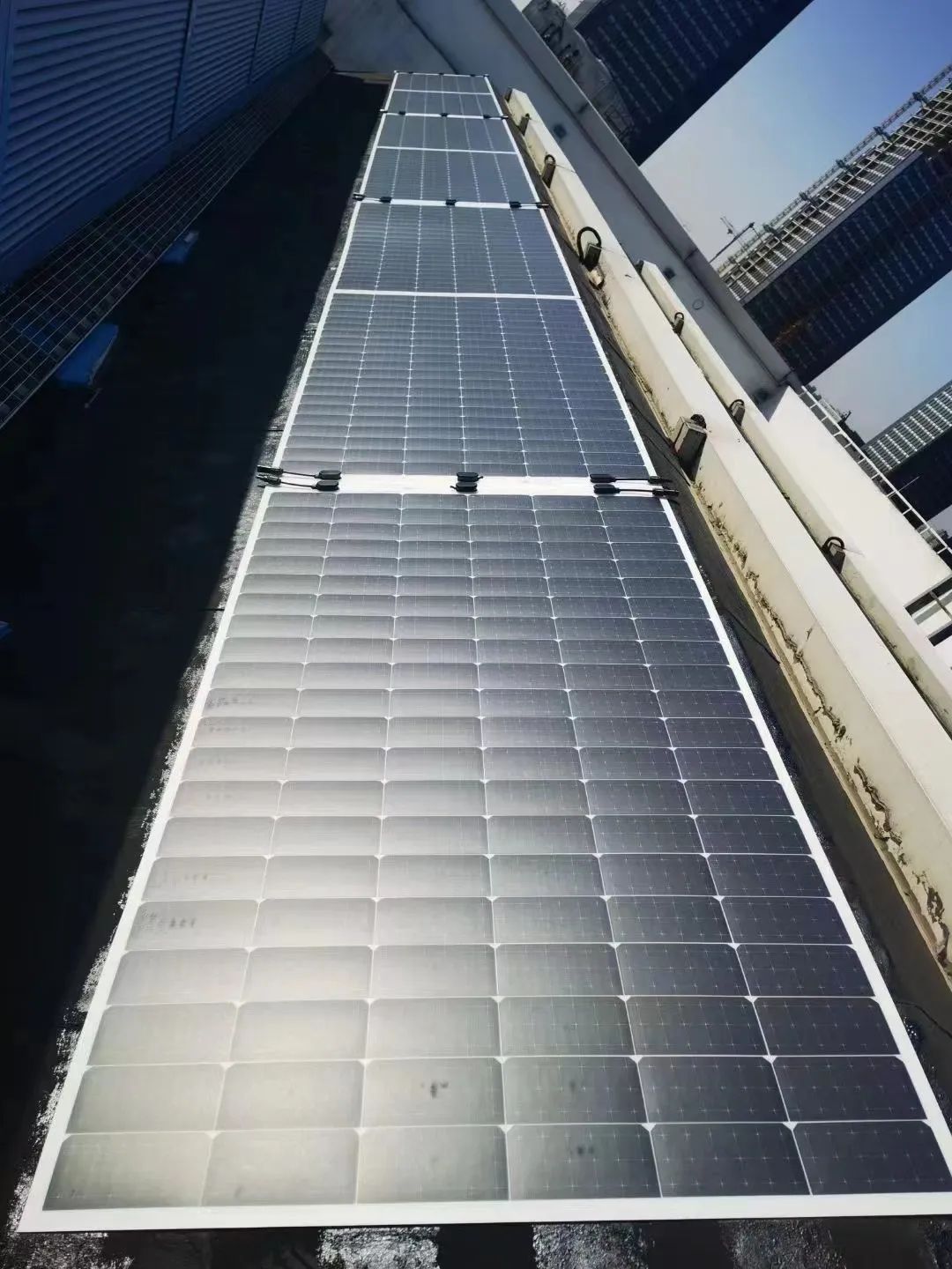 科技與藝術之美 | 日托輕柔組件落地美術館屋頂