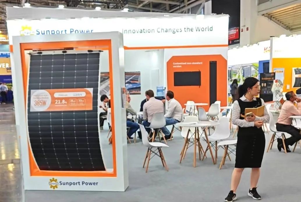 高強度輕質組件新品歐洲首秀,日托光伏閃耀歐洲智慧能源展